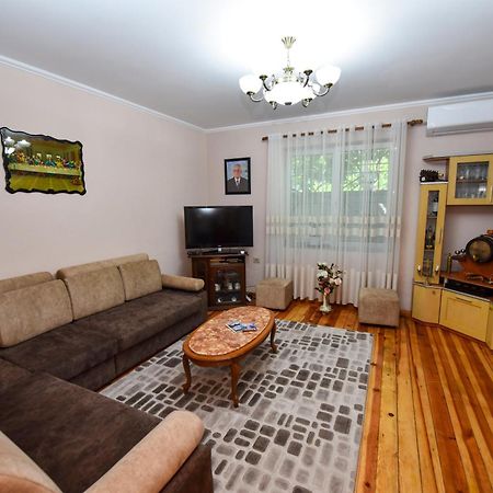 Fran'S Traditional House Шкодер Экстерьер фото