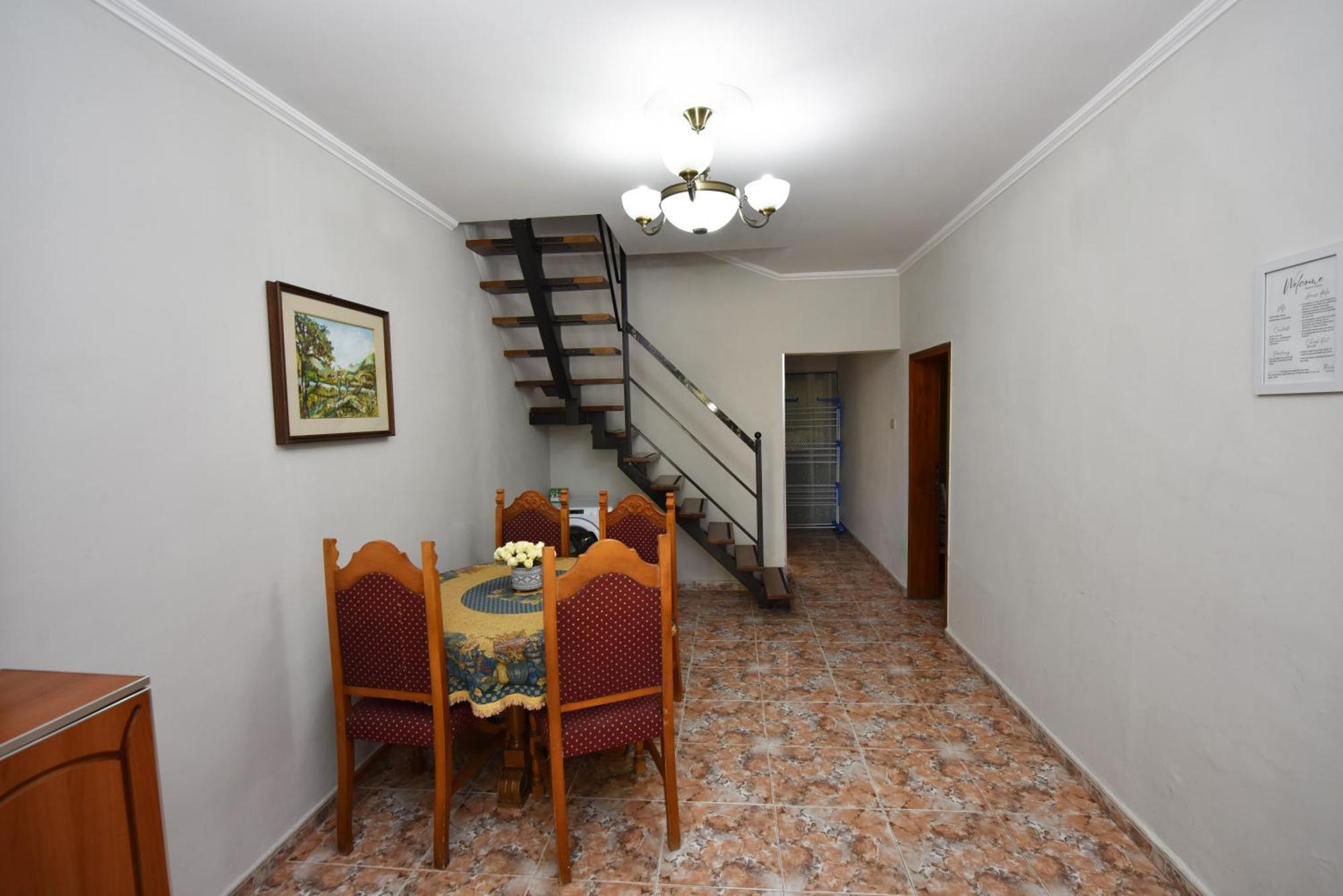 Fran'S Traditional House Шкодер Экстерьер фото