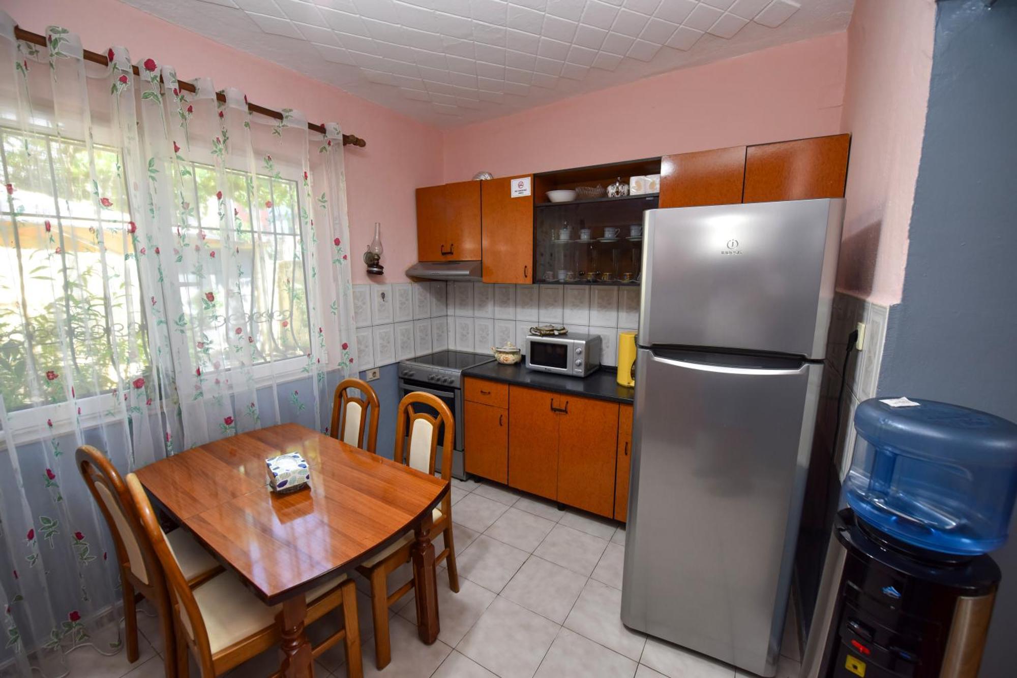 Fran'S Traditional House Шкодер Экстерьер фото